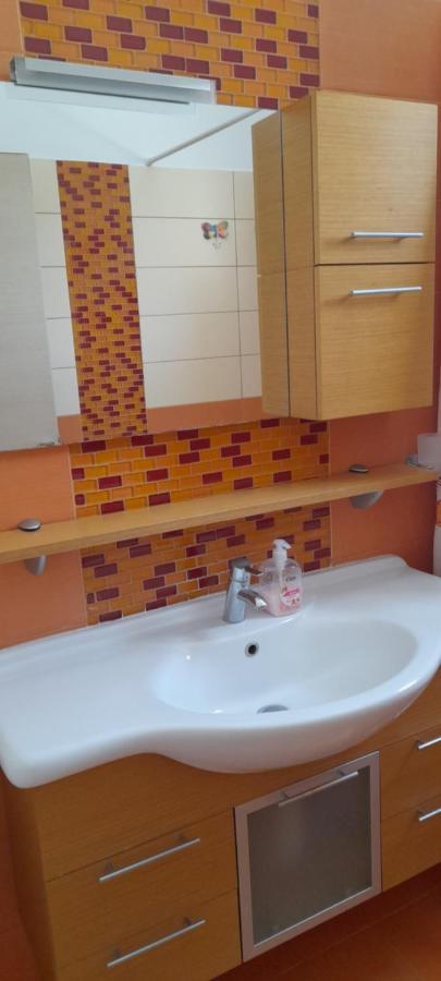 Apartment Ioli *